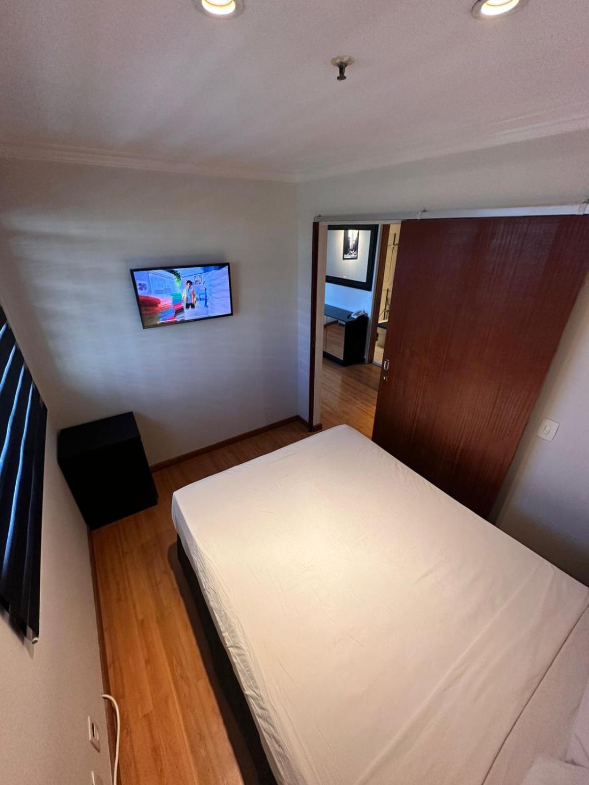 Barra Da Tijuca - 508 - De Frente Maravilhosa Piscina - Estacionamento Gratuito - Academia Comphania Atletica - Balsa Gratis - Microondas - Geladeira Grande - Recepcao 24horas - Wi-fi - Com Pia Apartamento *